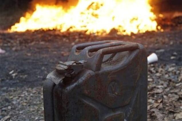 У Луганську пенсіонер вчинив самоспалення через Януковича