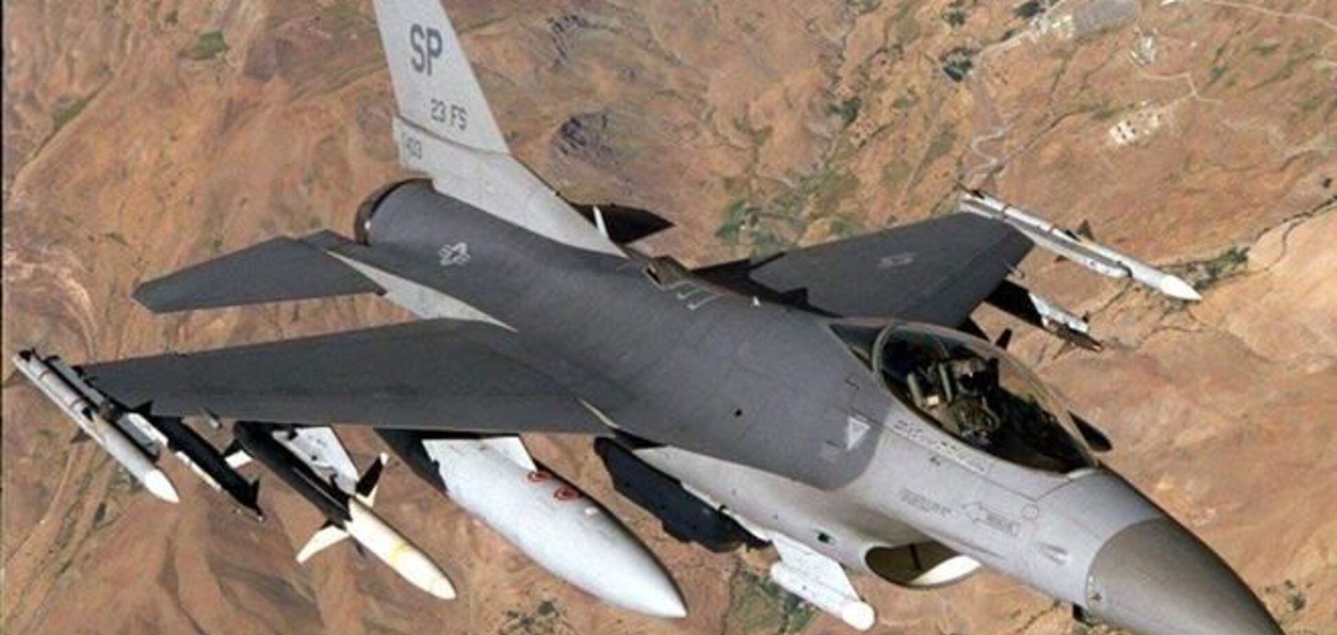 США направлять на навчання до Польщі 12 винищувачів F-16