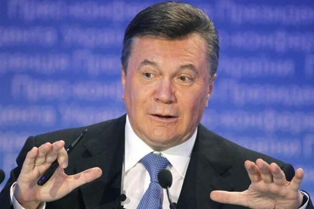 Янукович лежит с инфарктом, состояние тяжелое - СМИ