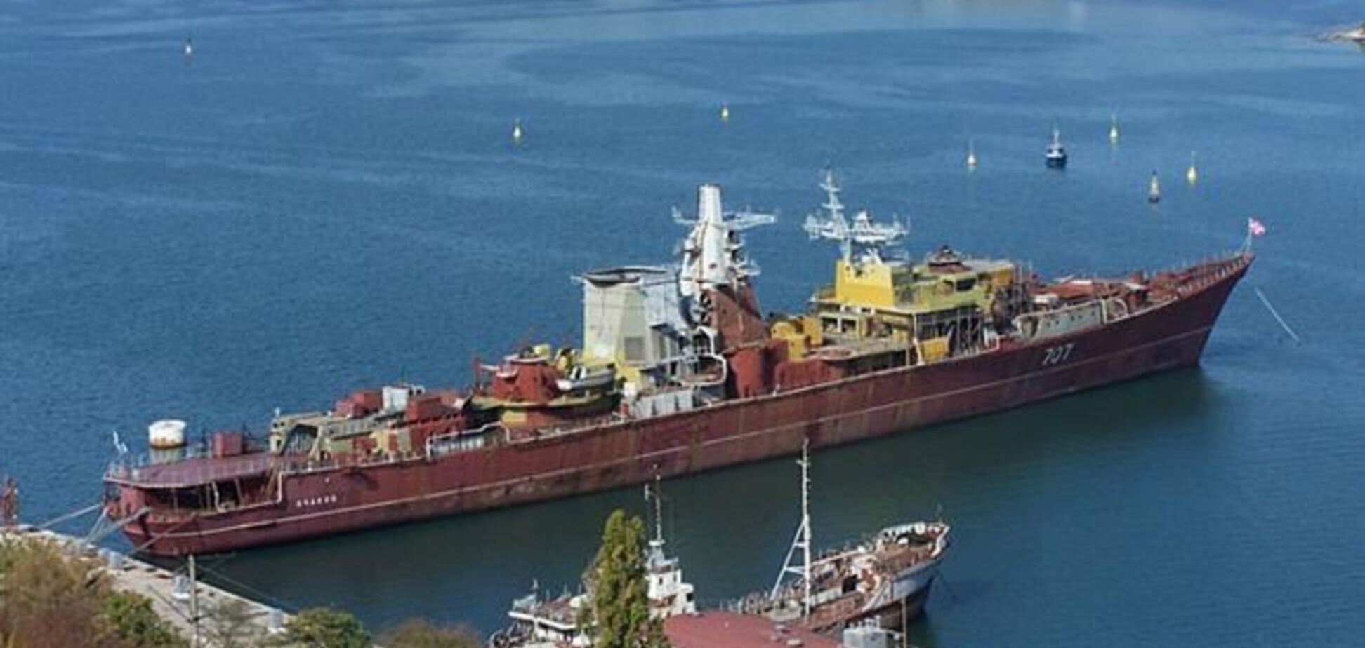 Російські військові затопили 'Очаків', заблокувавши вихід з Донузлава