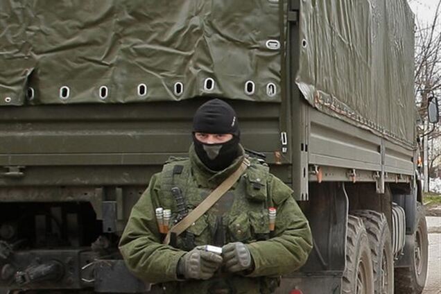 Шесть военных автомобилей с вооруженными людьми незаконно пересекли погранпункт в Крыму - Госпогранслужба