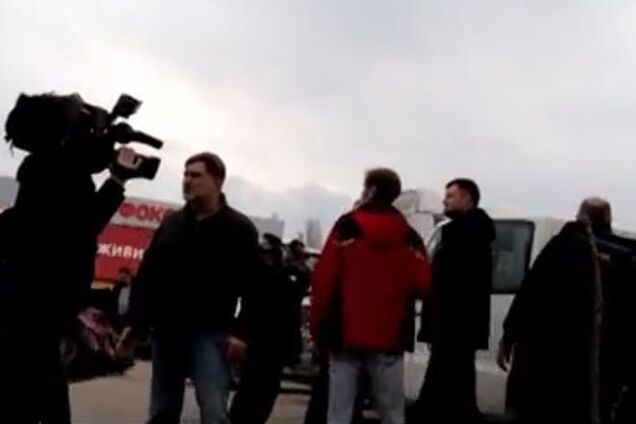 'Крымская самооборона' набросилась на журналистов