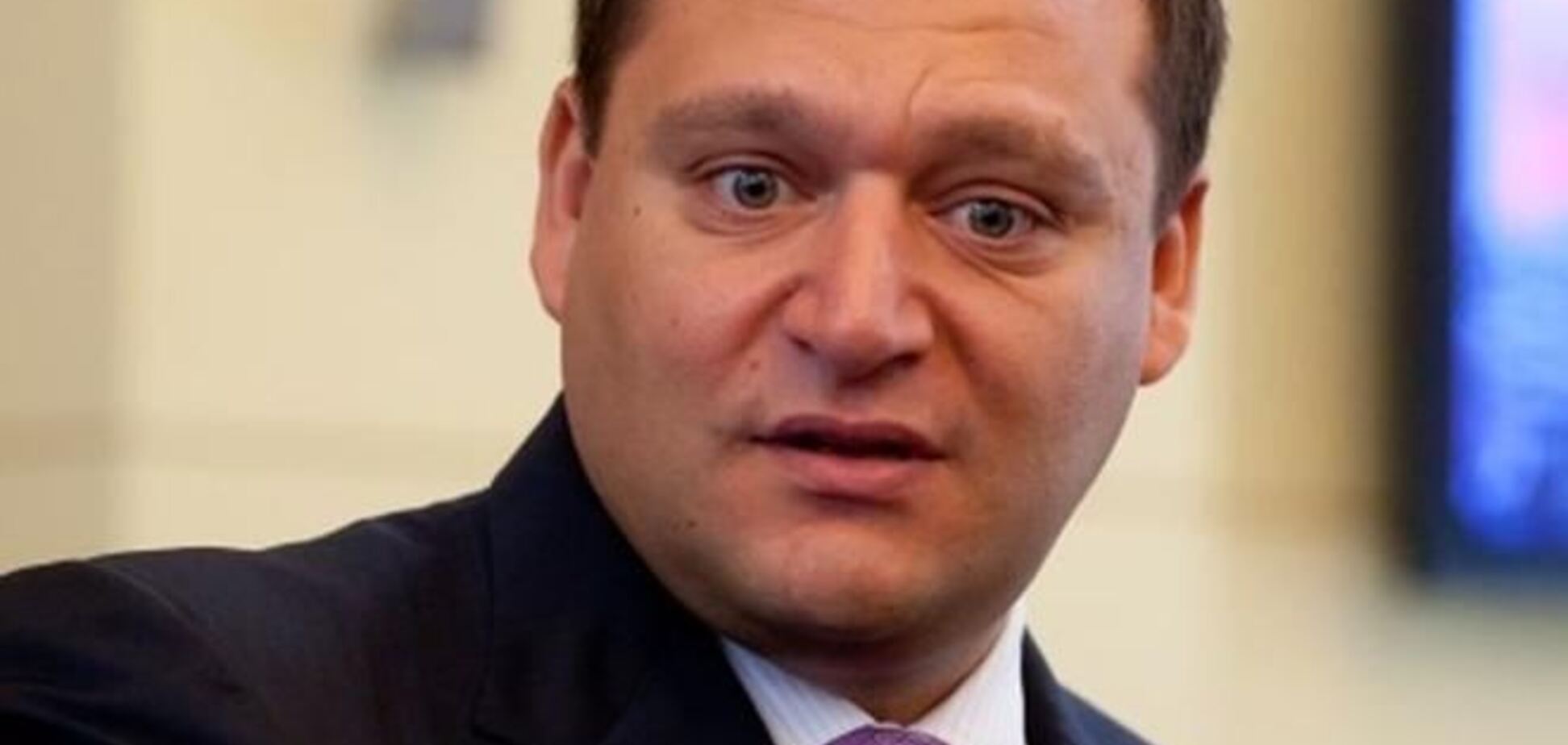 Добкин под прокуратурой убеждает, что ни от кого не убегал