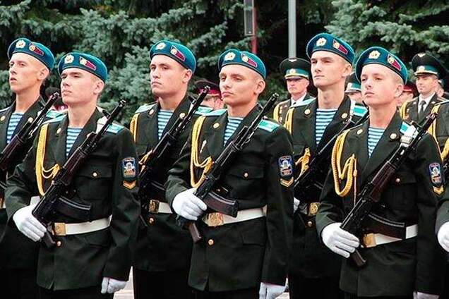 Українські військовослужбовці відкликані з російських ВНЗ