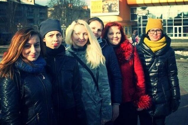 Женская сотня Майдана устроила акцию в поддержку женщин Крыма