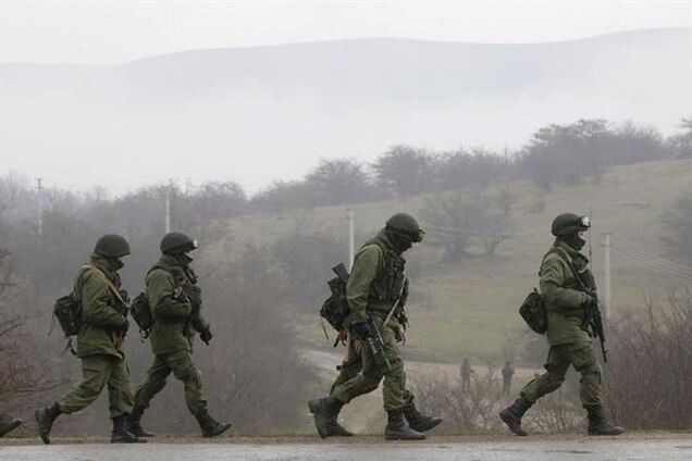 Российские военные захватили аэродром в Джанкое