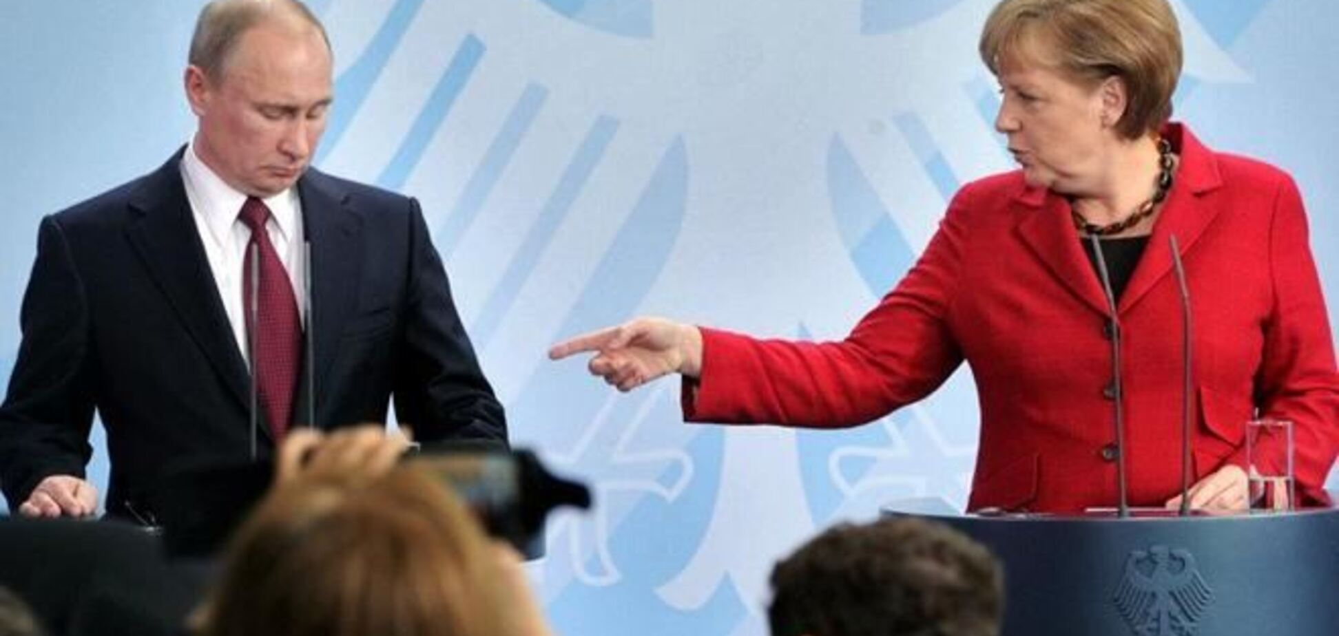 Германия отменила встречу Меркель и Путина из-за событий в Украине
