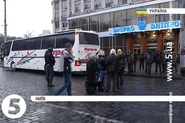 'Правый сектор' выехал из гостиницы 'Днепр' без оружия - Аваков