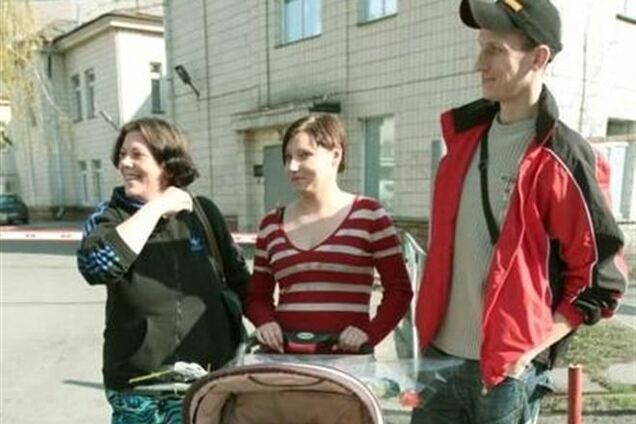 Появились фото девочки, родившейся в столичном метро