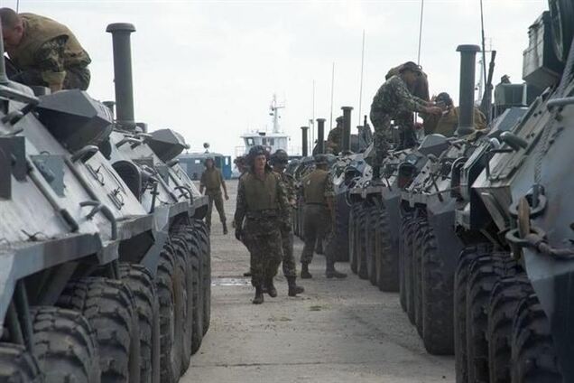 Рада пустила в Украину иностранных военных