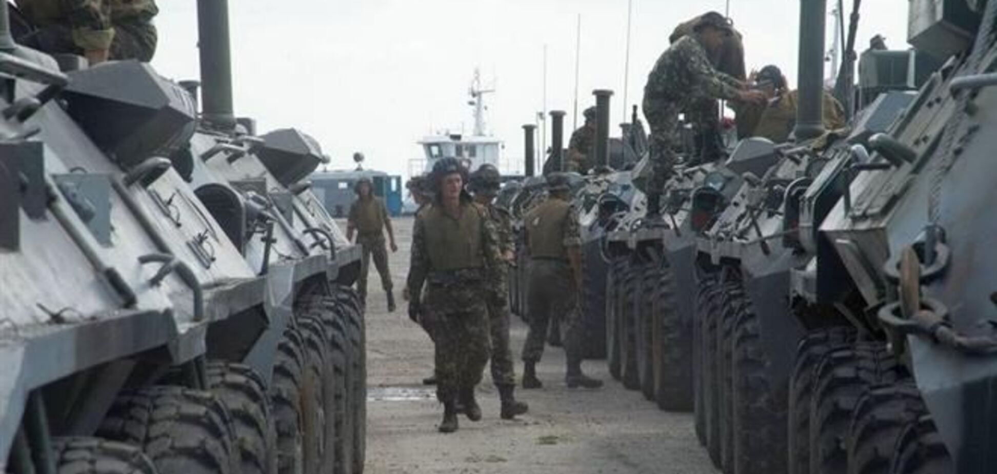 Рада пустила в Украину иностранных военных