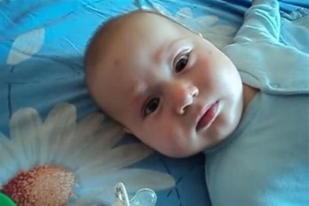 В сети появилось видео с самым маленьким патриотом Украины