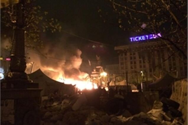 На Майдане произошел пожар