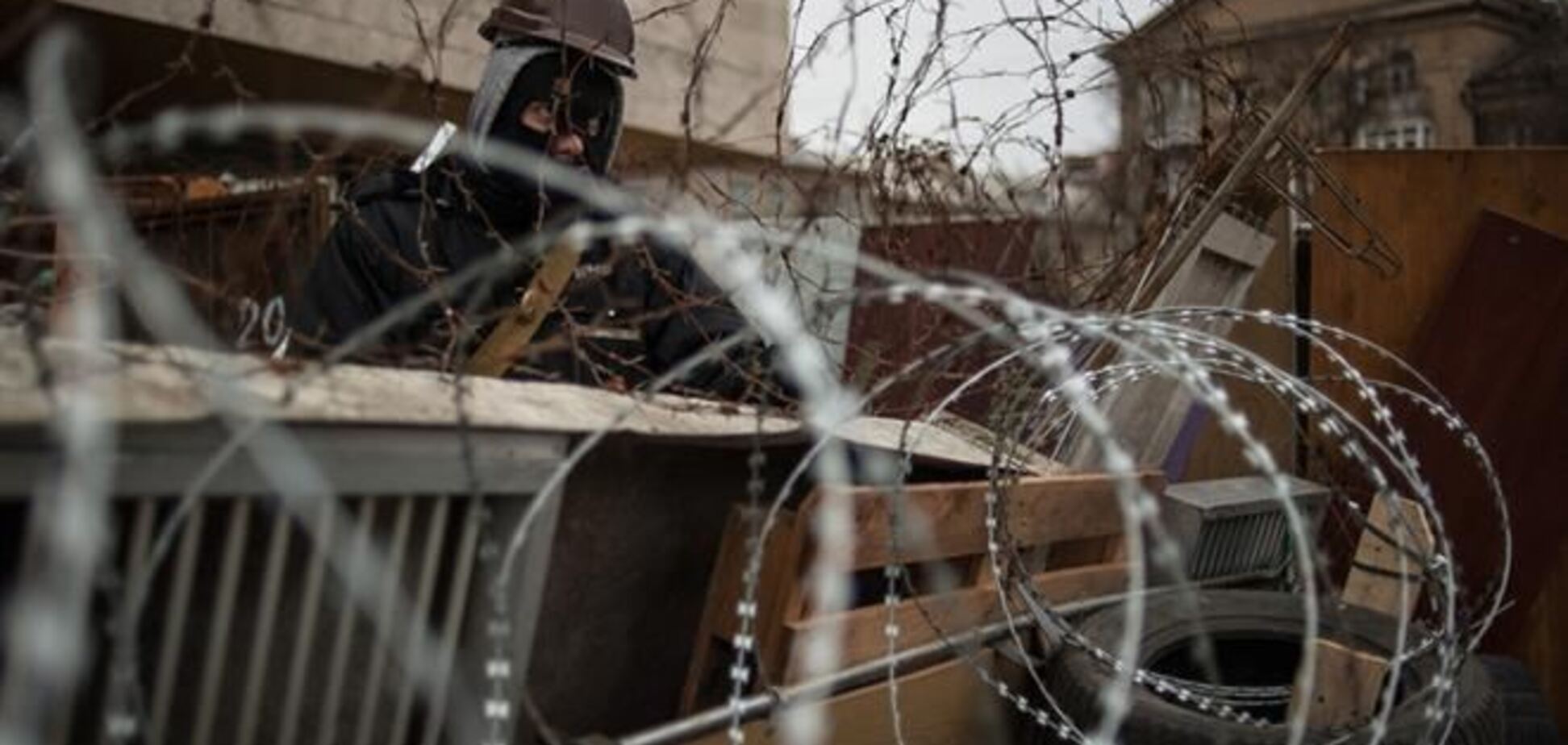 Порошенко обвинил власть и силовиков в бездействии на востоке Украины