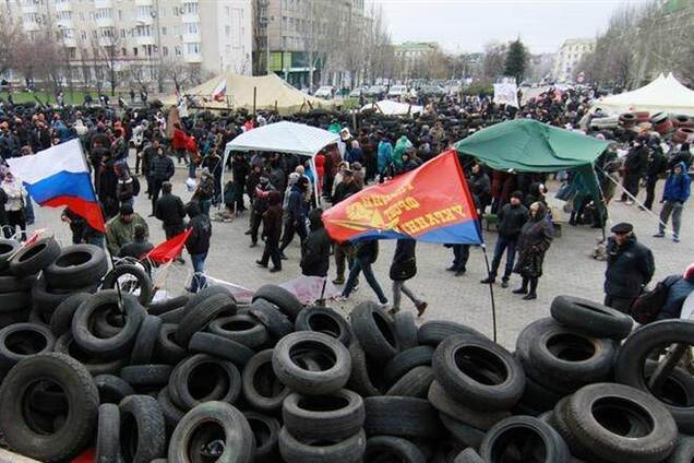 Сепаратистами на востоке Украины руководит разведка РФ - Тымчук