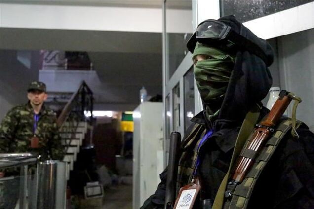 В Краматорске захватили горотдел милиции: есть раненый