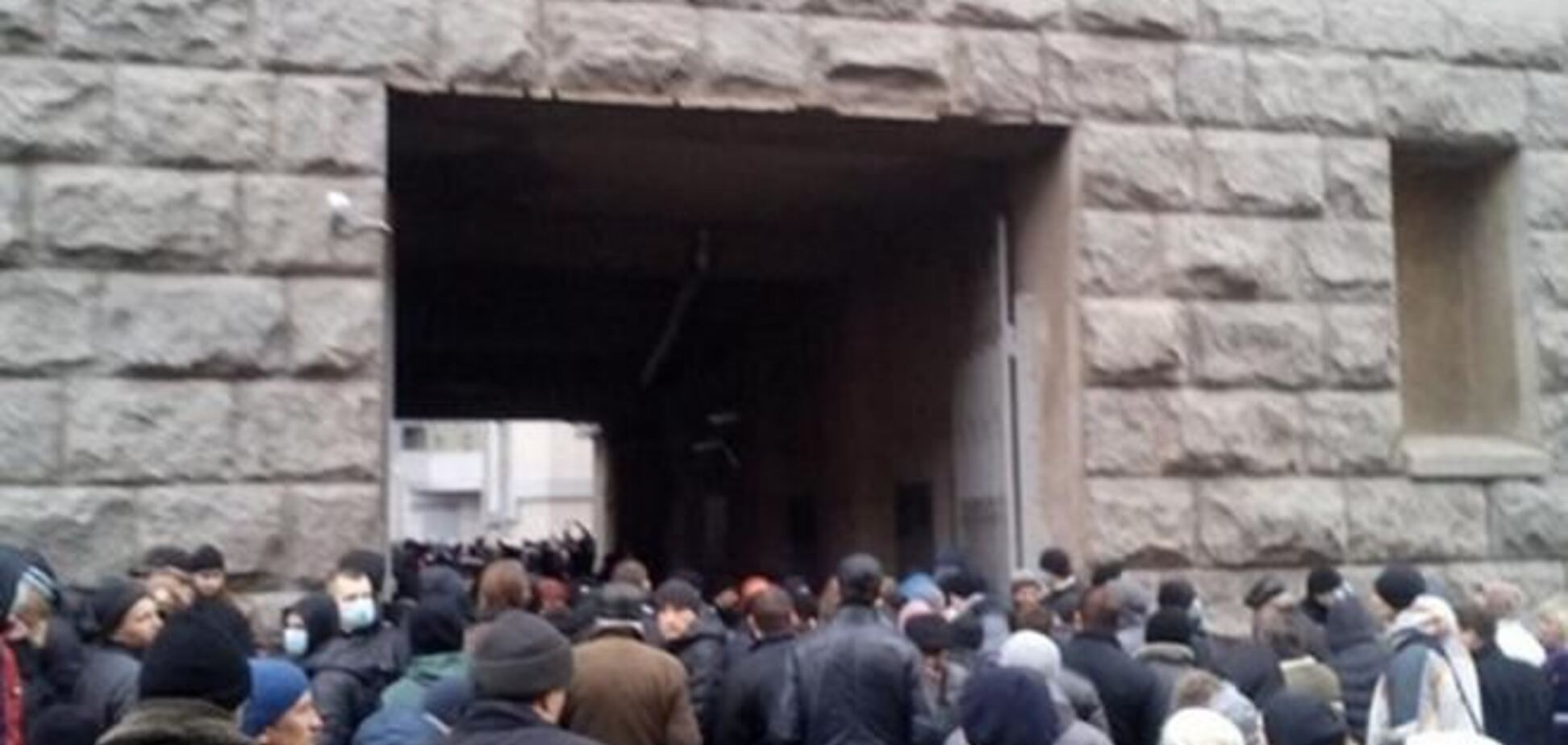 В Харькове сепаратисты захватили мэрию