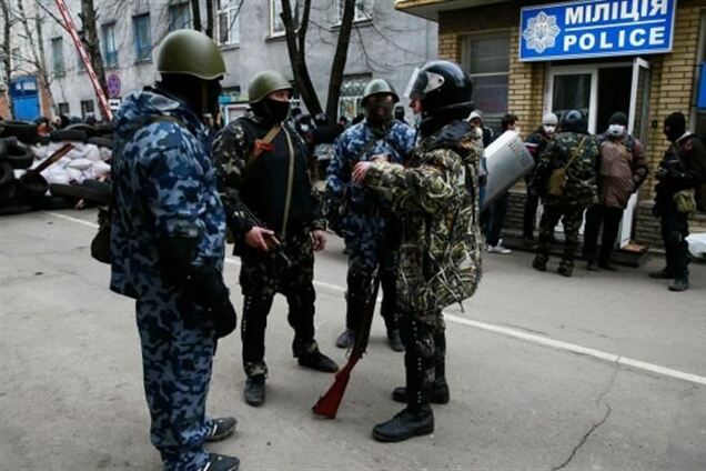 Сепаратисты полностью контролируют Славянск, к ним едет подмога - источник