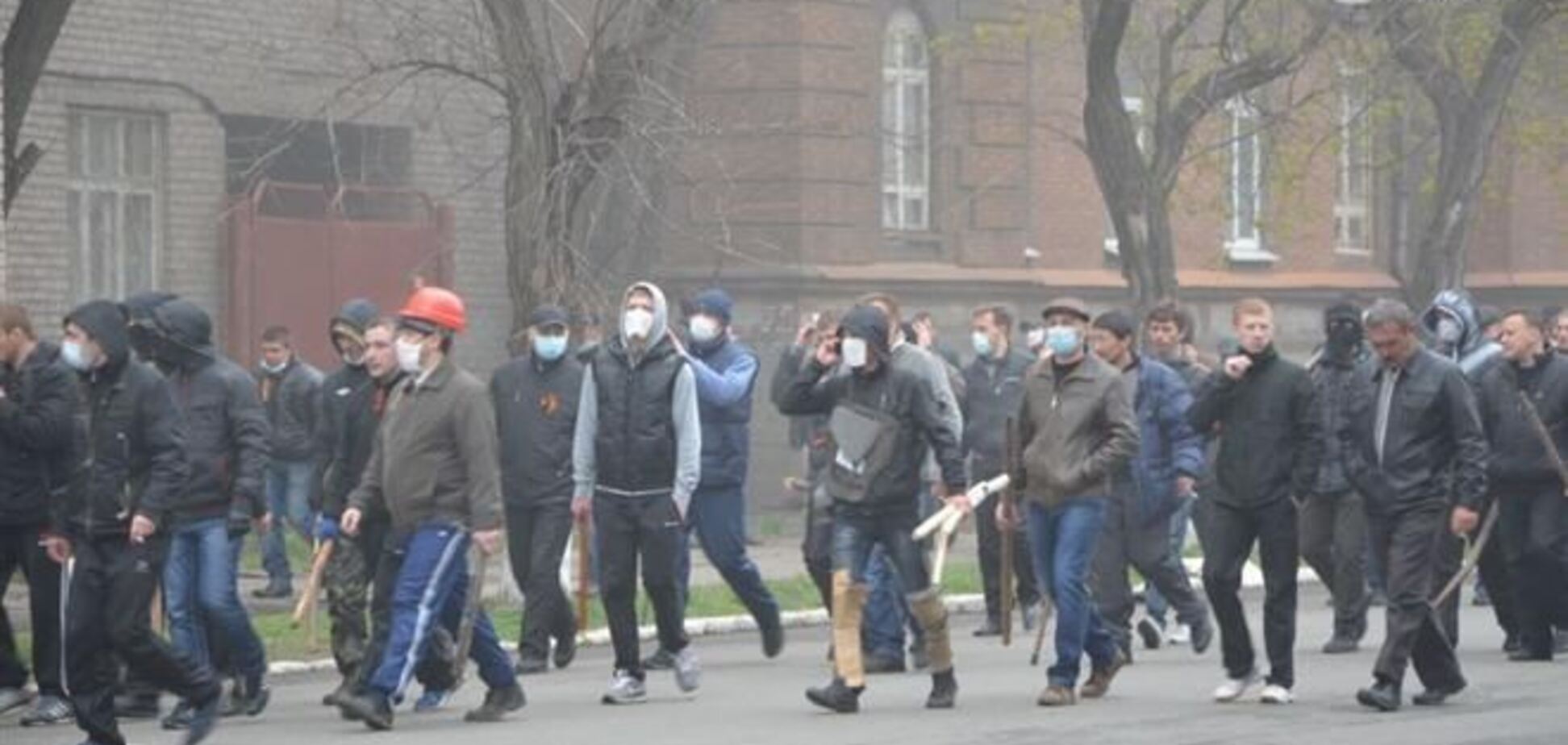 В Мариуполе избили митингующих за единство Украины: шестеро в реанимации