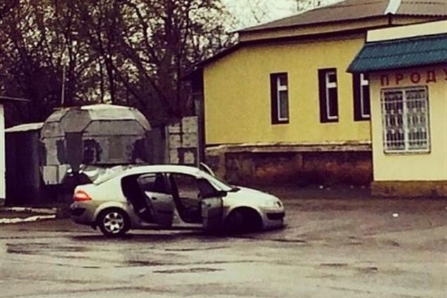 В Славянске расстреляли автомобиль, есть двое погибших – очевидцы