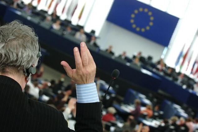Совет ЕС утвердил выделение Украине 1 млрд евро
