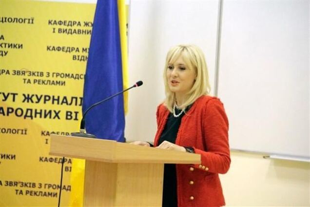 'Співаючий' ректор і 'сімейний' директор