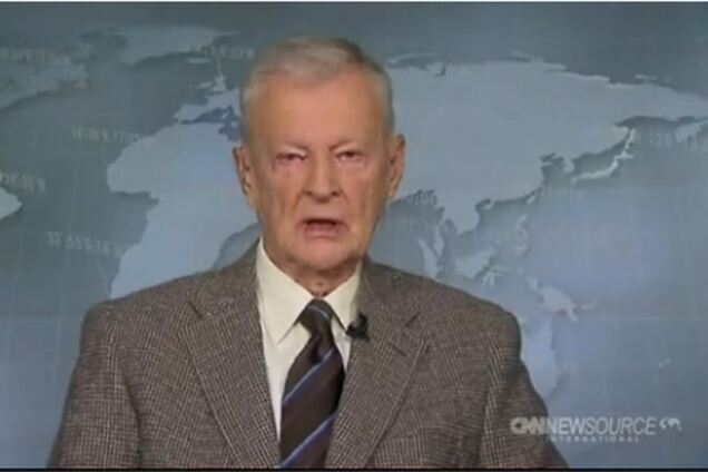 Бжезинський настійно радить Україні надавати військовий опір РФ