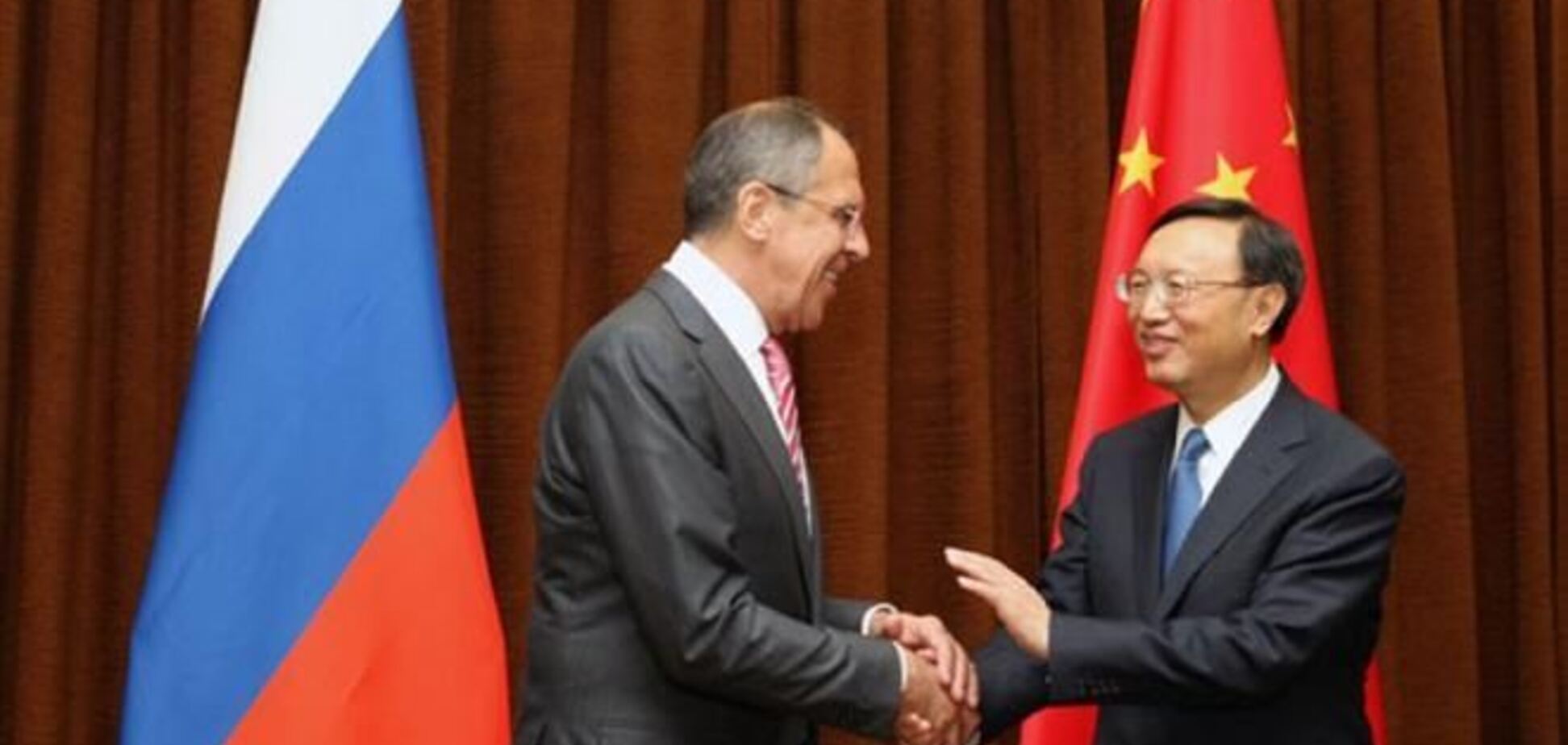 Лавров їде в Китай обговорювати українське питання