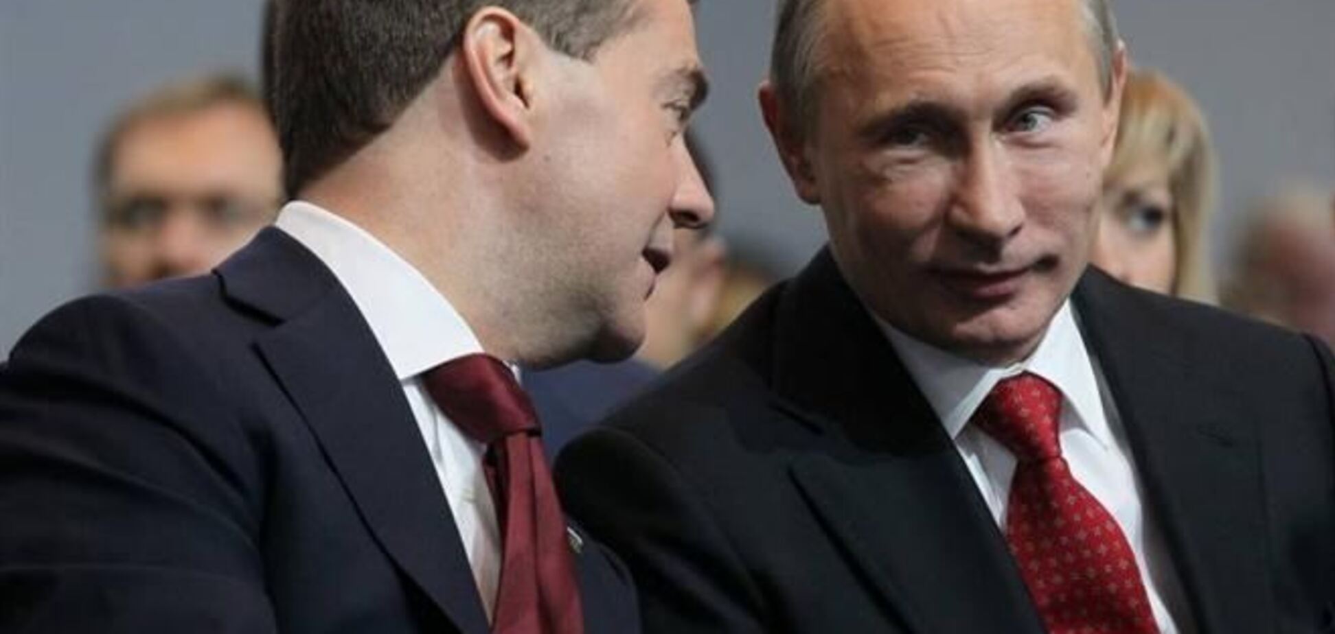 Путин поднял себе зарплату в три раза