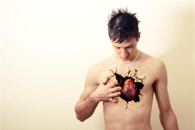 Как пережить инфаркт, когда рядом никого нет