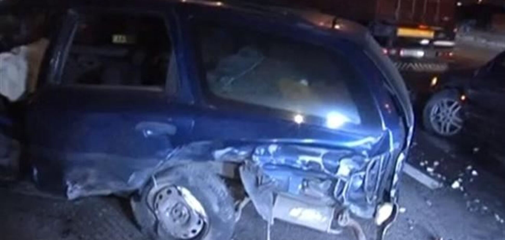 Масштабная авария в Киеве: пострадали восемь авто