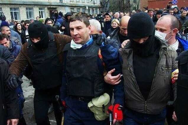 При обороне управления МВД в Горловке было применено оружие