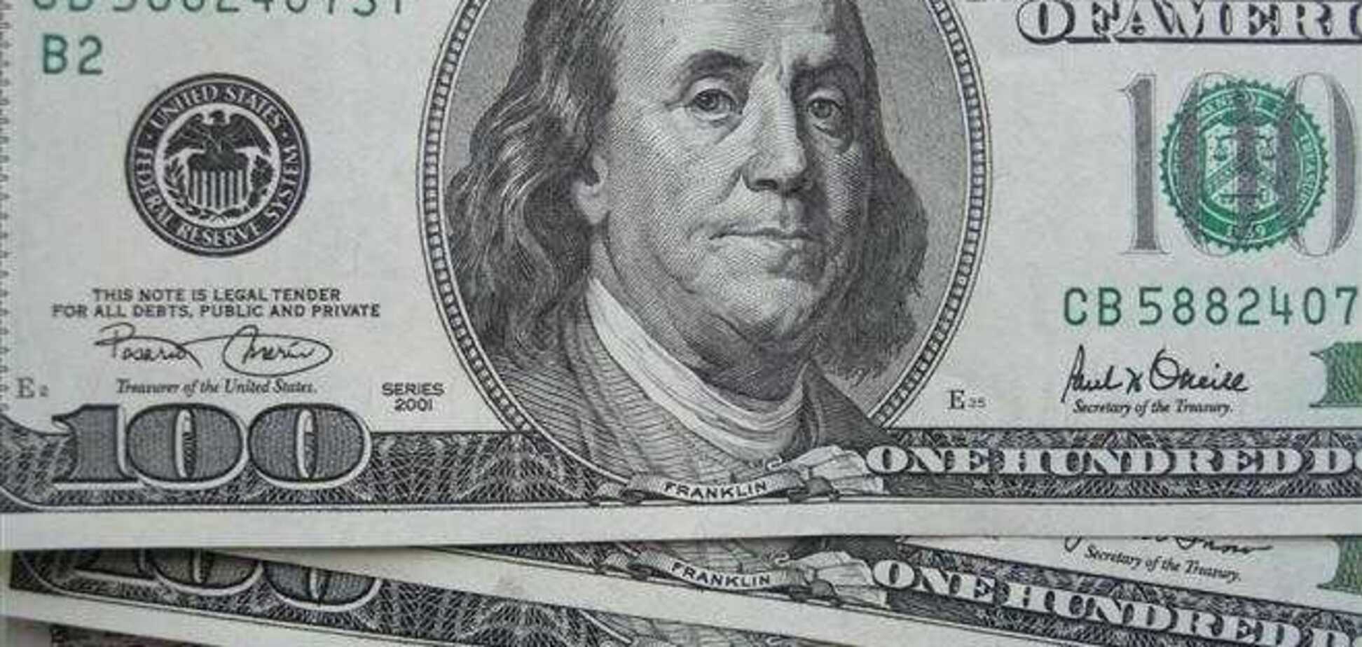Доллар на межбанке уже по 12,10 гривен