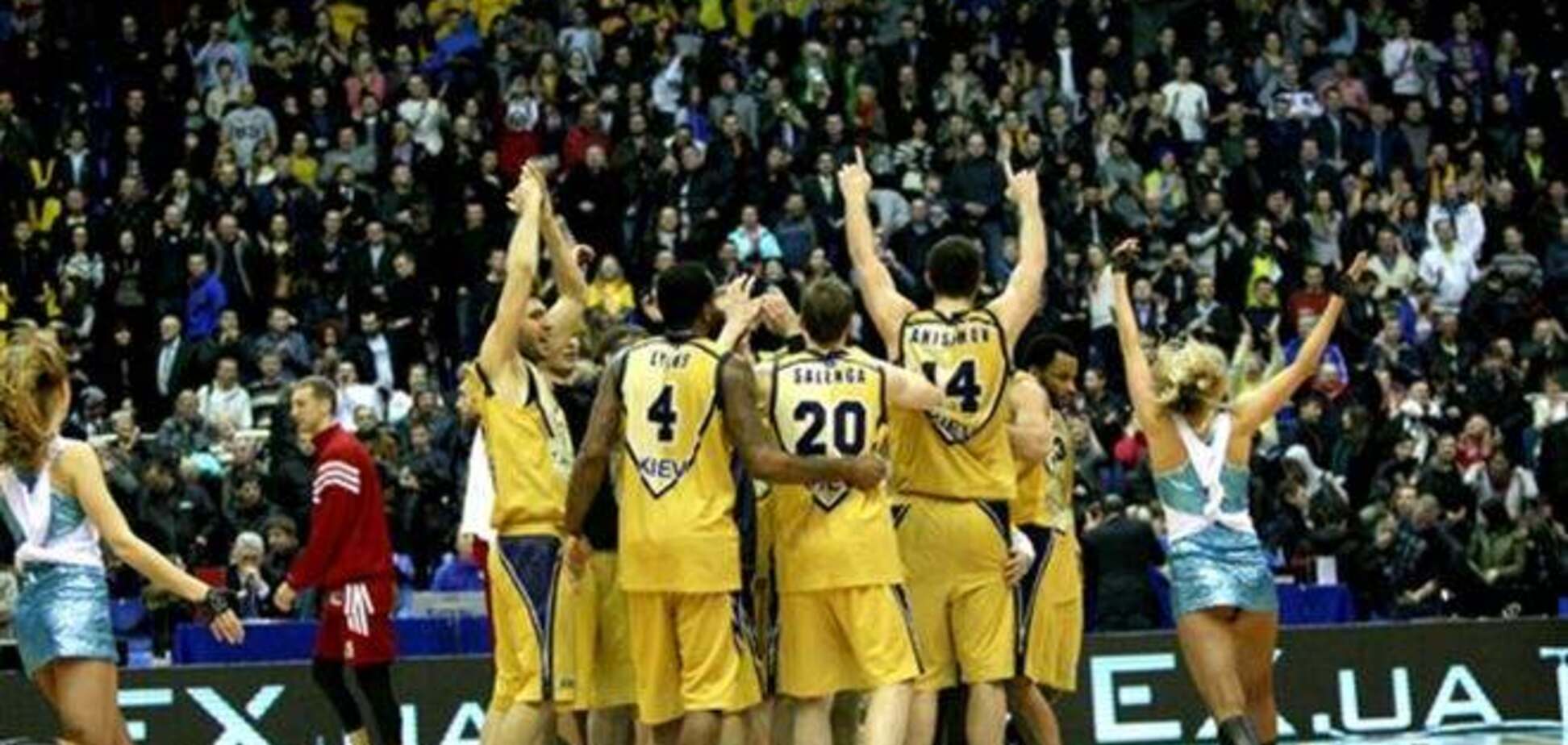 'Будивельник' и 'Азовмаш' вышли в полуфинал Суперлиги