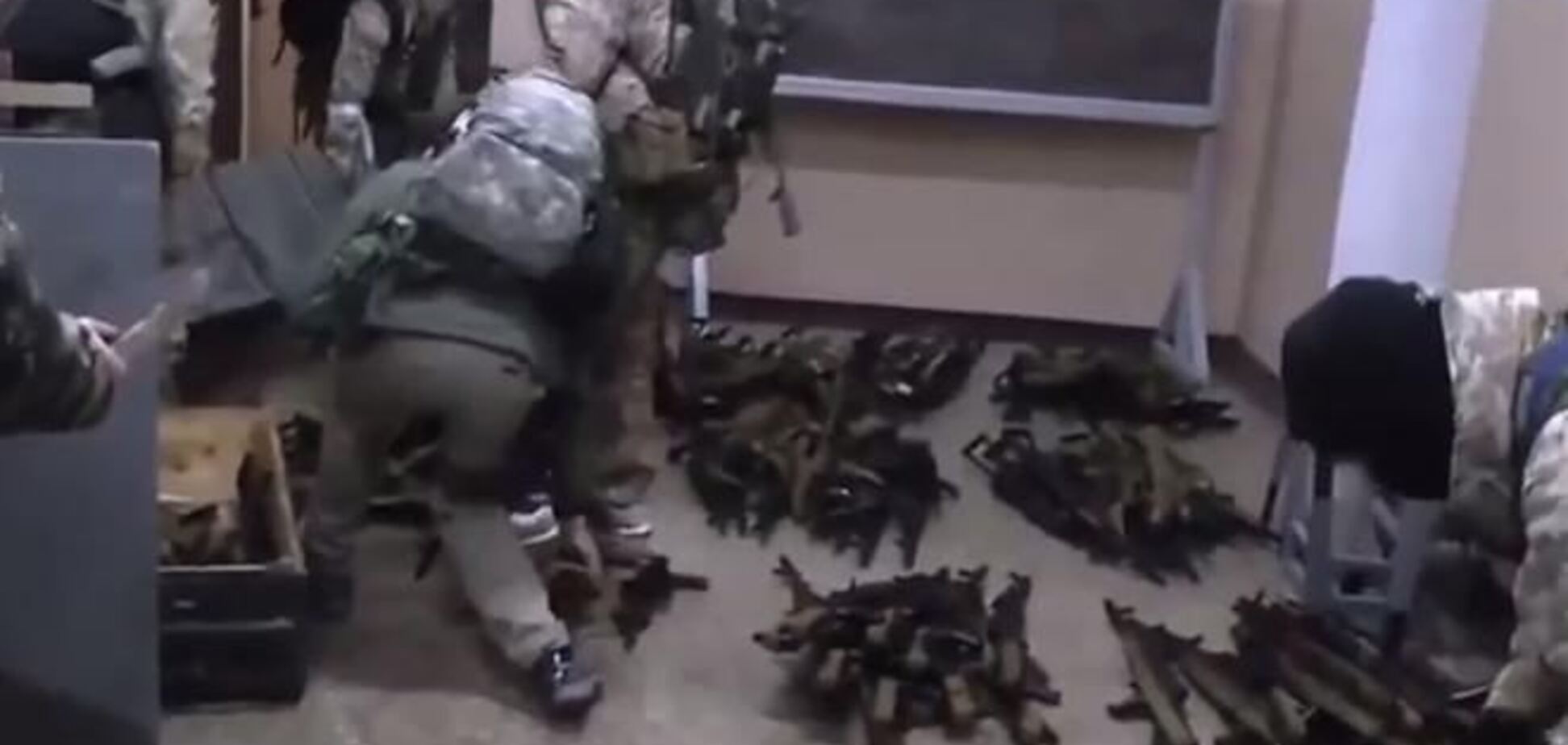 В сети опубликован видеоотчет о захвате Крыма россиянами