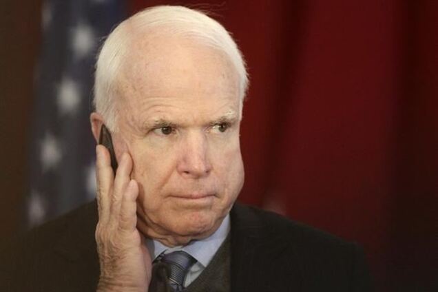 Маккейн вимагає жорсткіших санкцій ЄС і США проти Росії