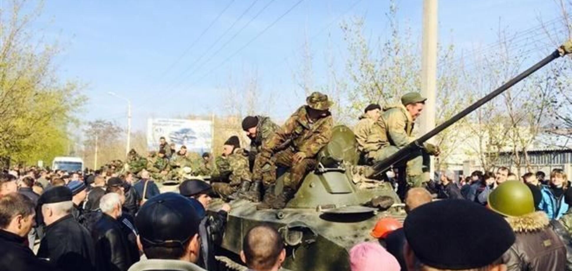 Экстремисты освободили десантников в Краматорске