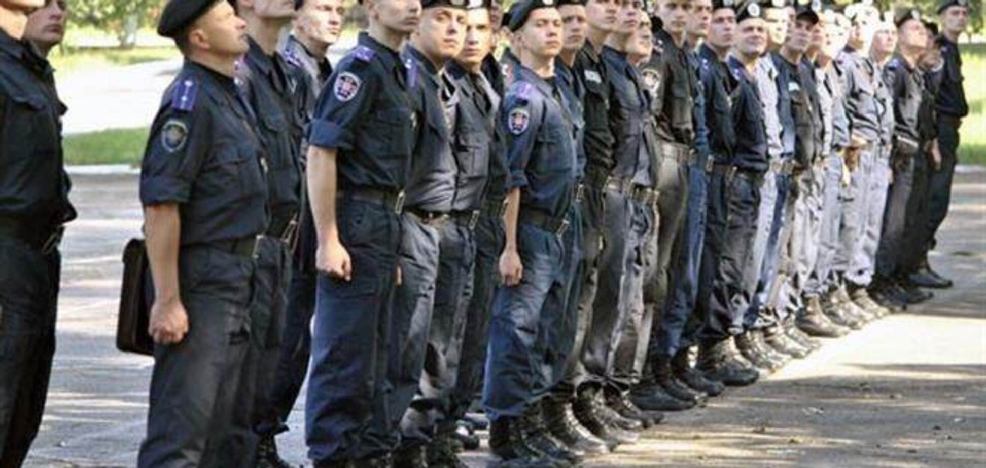 Аваков обещает отблагодарить верных присяге правоохранителей