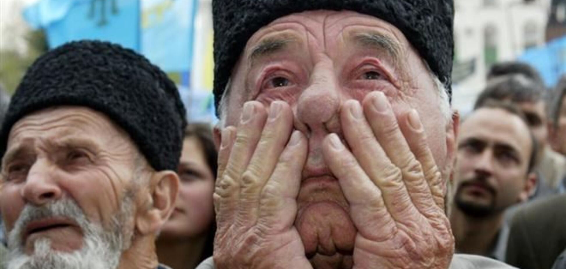 Около пяти тысяч татар уже покинули Крым - Джемелев