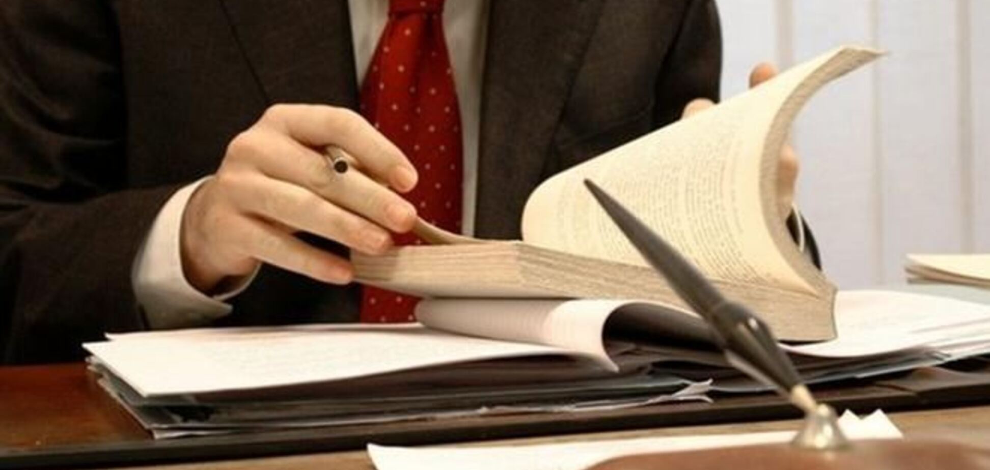 Бухгалтера и юристы массово ищут работу