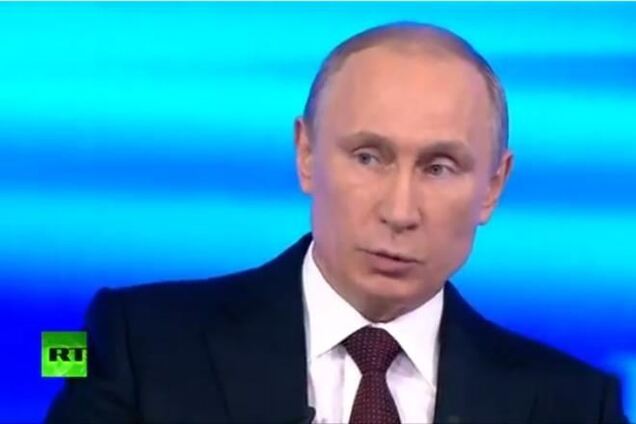 Путин признал 'зеленых человечков' в Крыму военными России