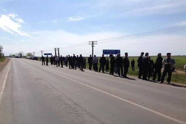 Джемилев рассказал, как прорывался в Крым