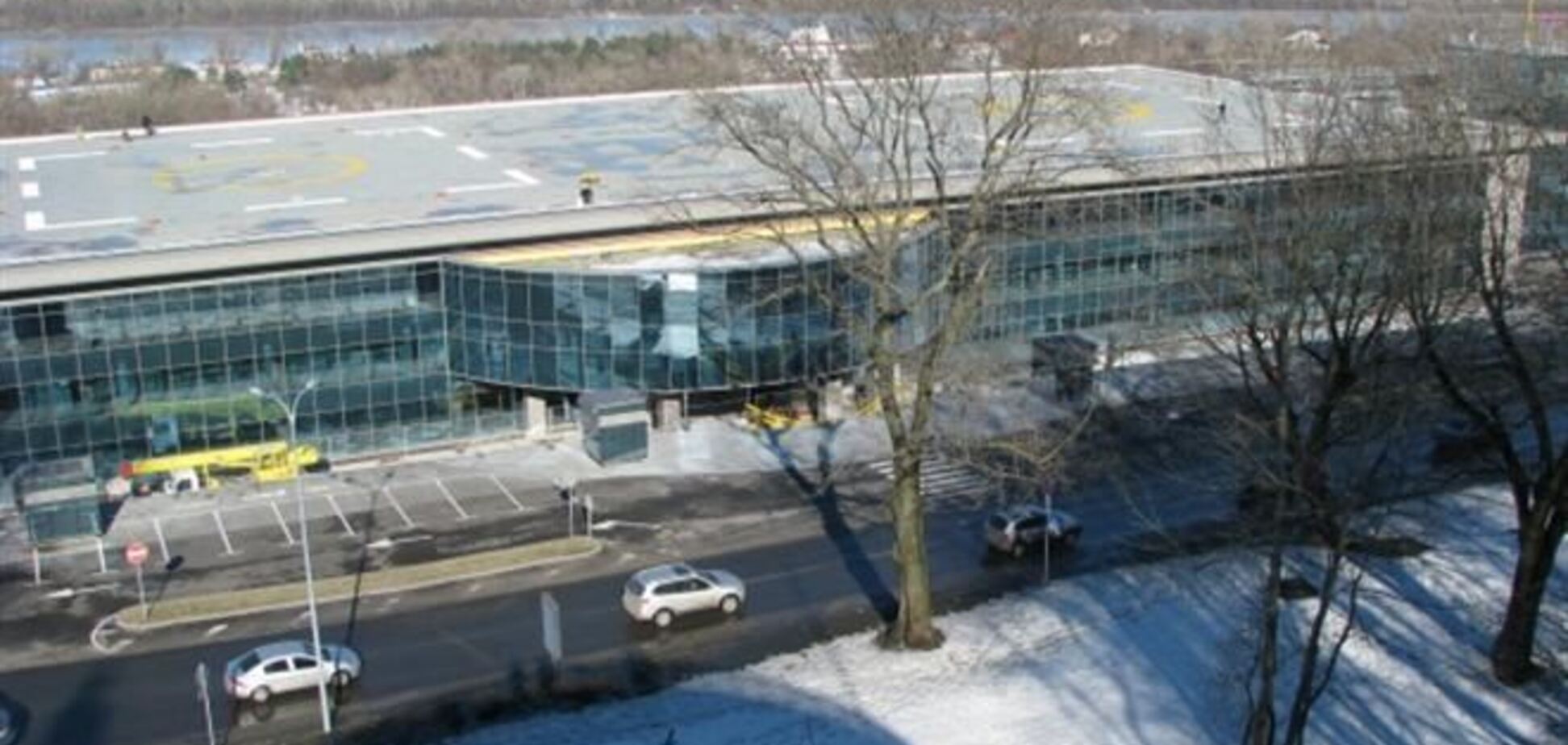 В дата-центре под вертолетной площадкой Януковича проводится обыск