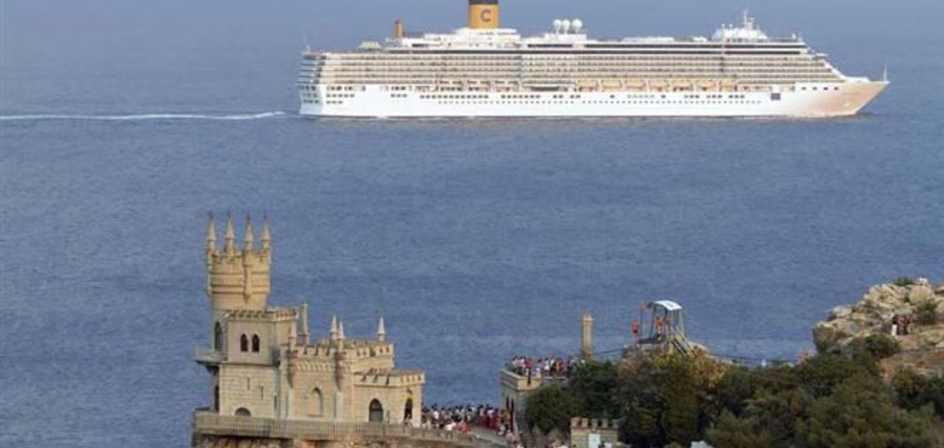 Россия 'умножила на ноль' круизный сезон в Крыму: лайнеры отказались заходить в порты