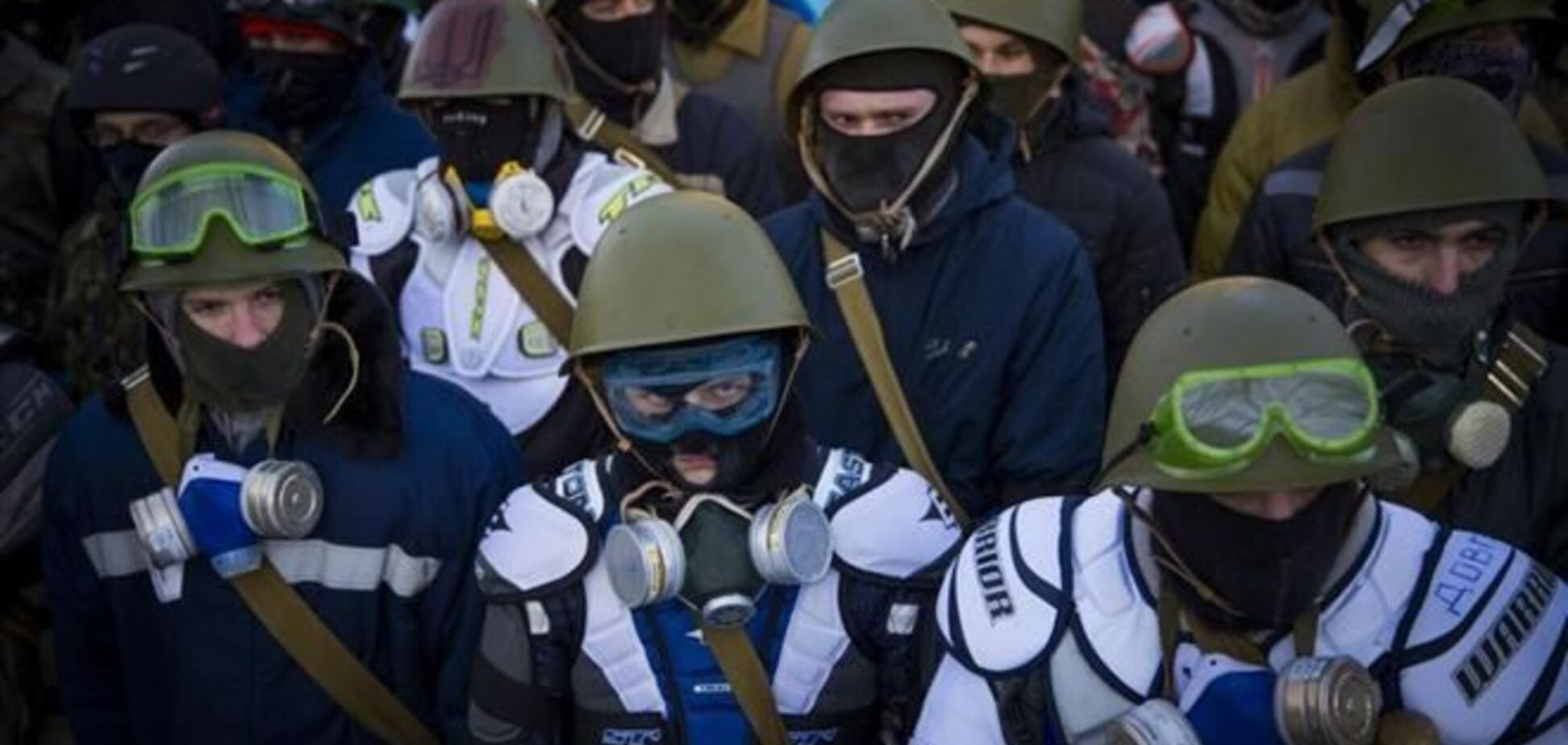 'Правый сектор' решил укрепиться 'женской сотней'