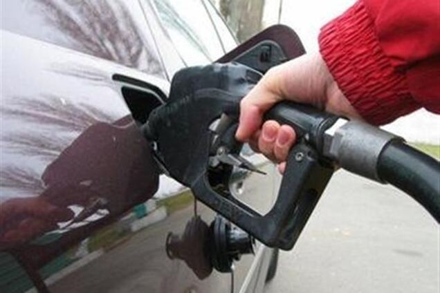 Бензин в Украине подорожал до 13,5 грн/литр