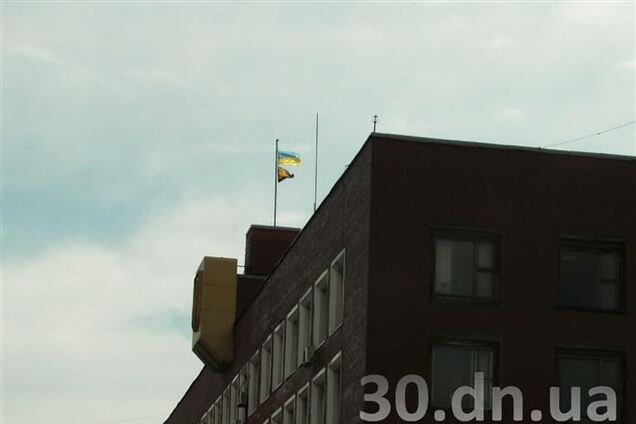 Сепаратисты, блокировавшие горсовет в Енакиево, исчезли