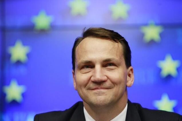 Сикорский: Россия боится тесных связей Украины с ЕС