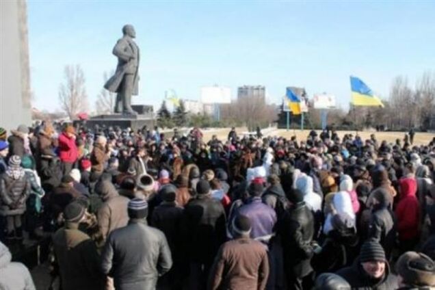 В Мариуполе украинцы создали 'Народную дружину' из-за бездействия милиции