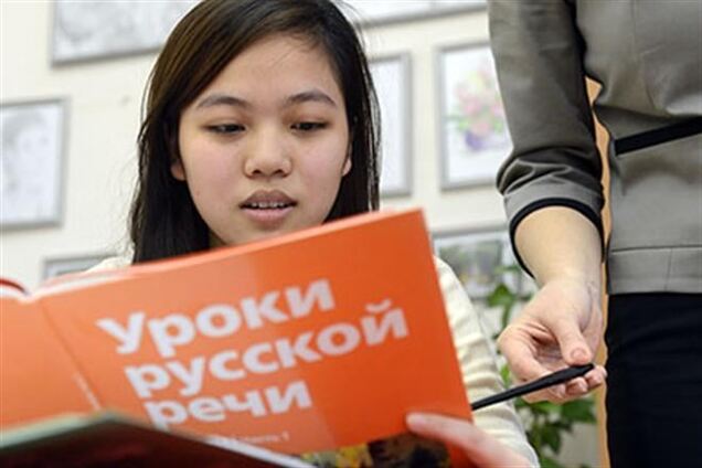 Путин обязал мигрантов сдавать экзамен по русскому языку
